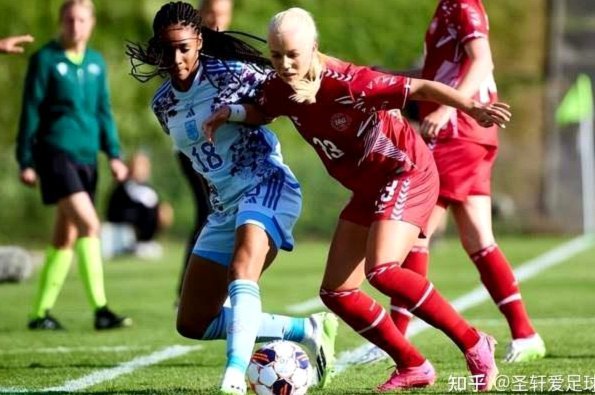 扎尔米耶娃抢点破门，中国女足1-2俄罗斯女足