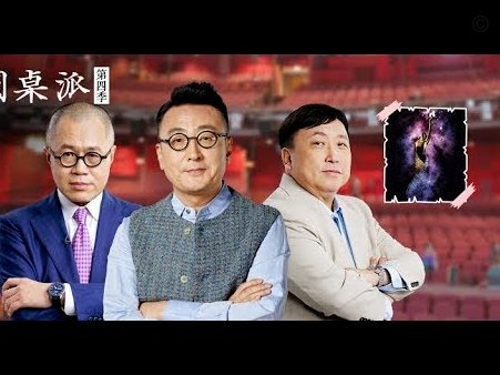凯西撞倒主裁，火药味四溅