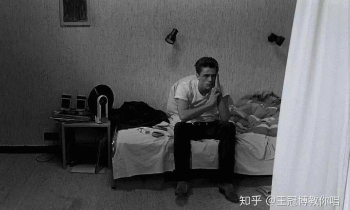 范赫克：更衣室里一片沉寂，没有什么比这更苦涩的了