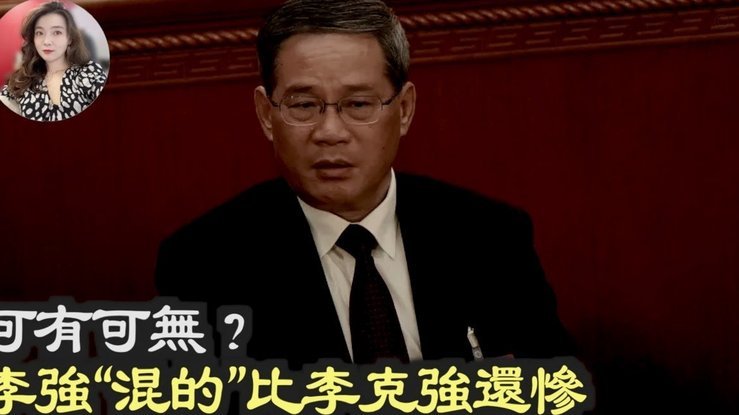 加维被推倒时，埃里克-加西亚也遭遇围攻并被锁喉